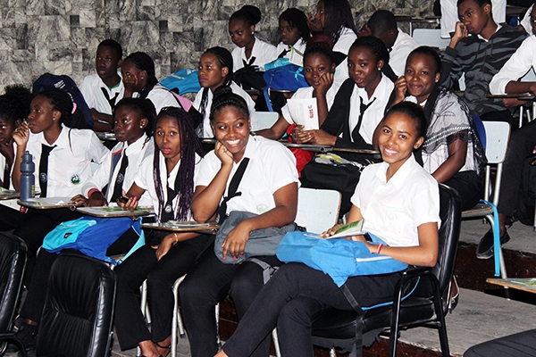 Campanha da União Africana na E.S.Francisco Manyanga